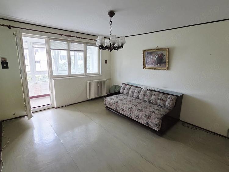 Apartament cu 2 camere decomandat în Drumul Taberei