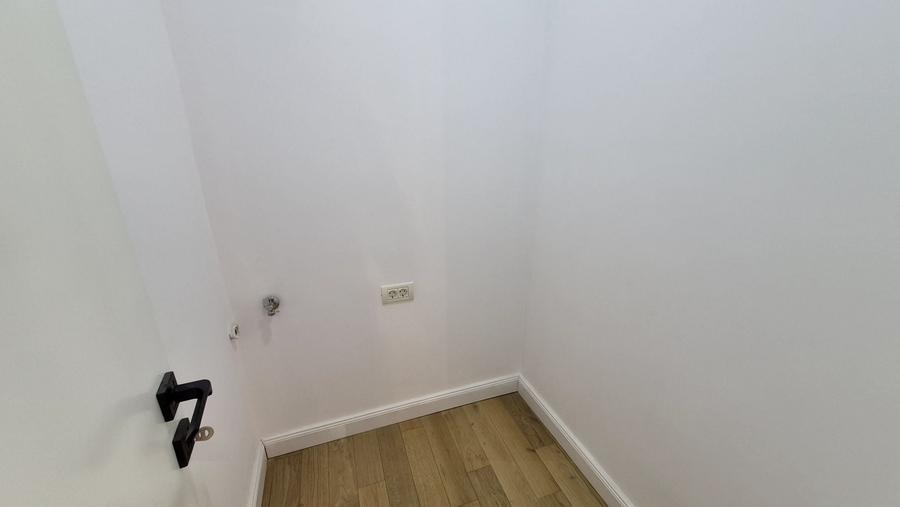 Apartament cu 3 camere decomandat în Dorobanți