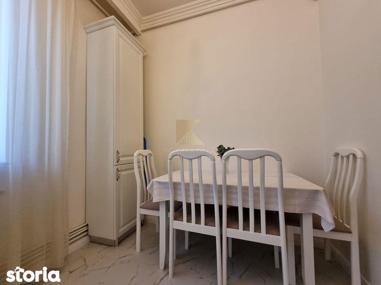 Apartament cu 2 camere decomandat, mobilat în Centrul Istoric