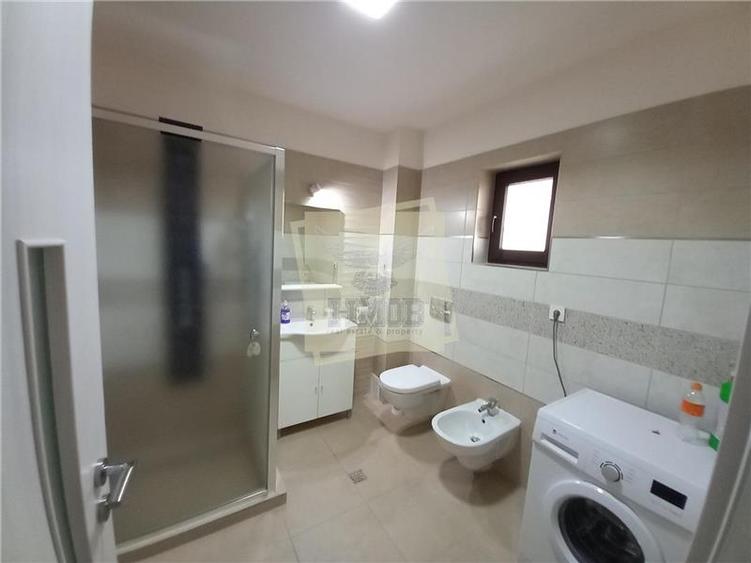 Casă individuală cu 5 camere cu Canalizare în Arhitecților - Calea Cisnădiei