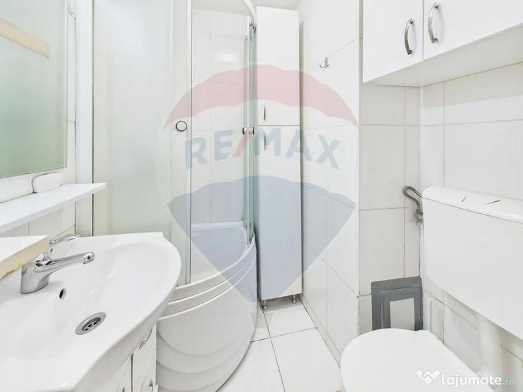 Apartament cu 2 camere semidecomandat, mobilat în P-ța Romană