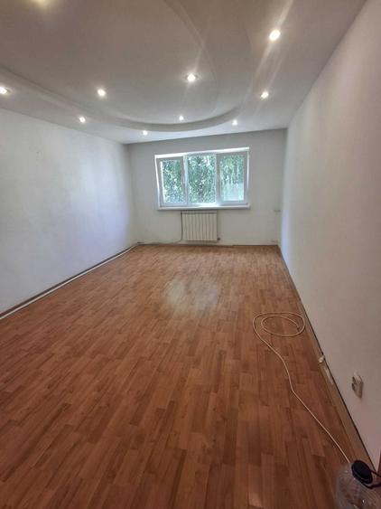 Apartament 2 camere decomandat Burdujeni - 1