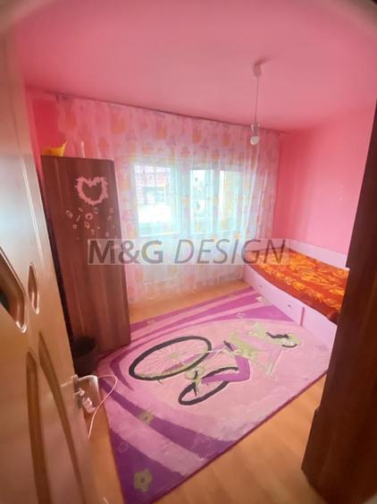 Apartament cu 4 camere decomandat în Complex Studențesc