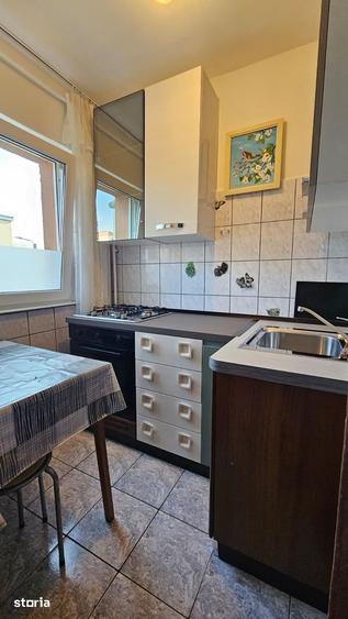 Garsonieră decomandată în Schei
