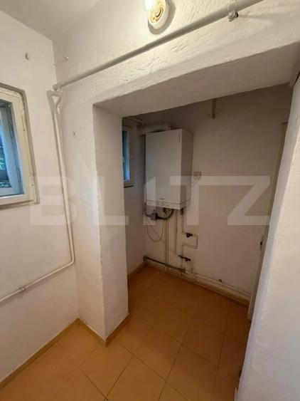 Apartament cu 2 camere decomandat în Calea București