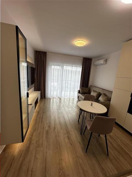 Apartament cu 2 camere decomandat, mobilat în Rediu