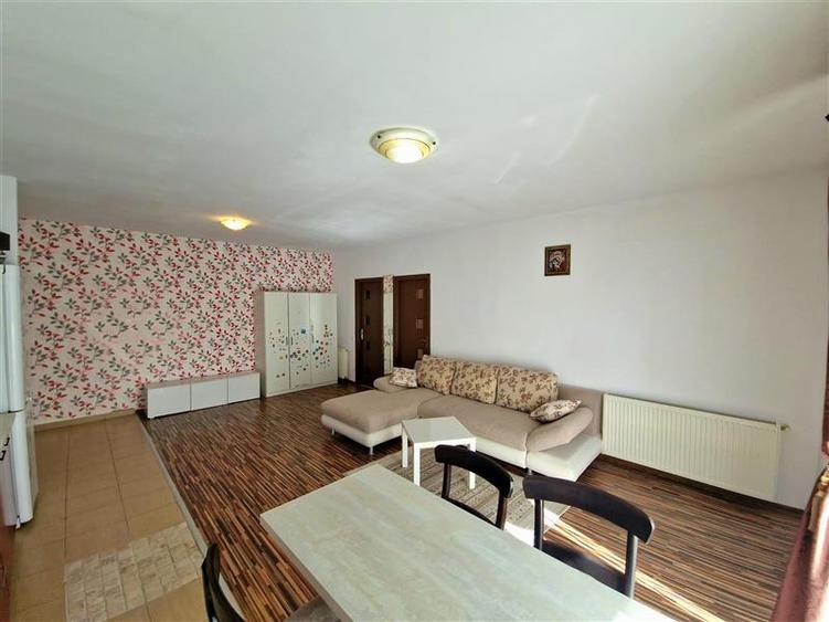 Apartament cu 2 camere semidecomandat în Florești