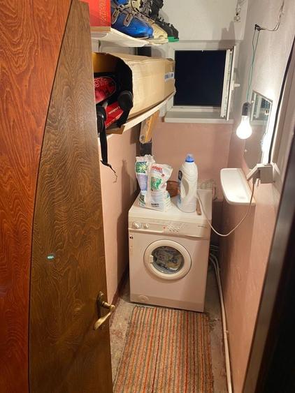 Apartament cu 3 camere decomandat în Șcheia