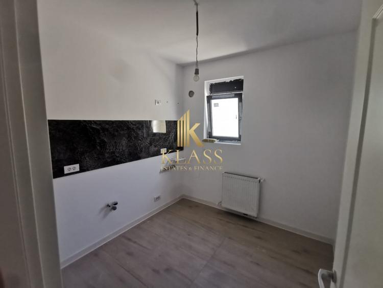 Apartament cu 2 camere semidecomandat în Andronache