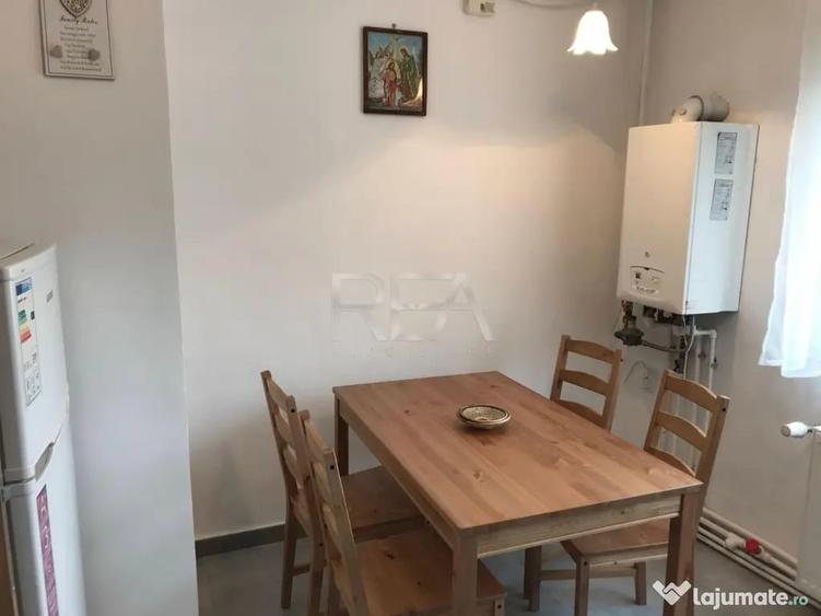Apartament cu 3 camere decomandat în Sebastian
