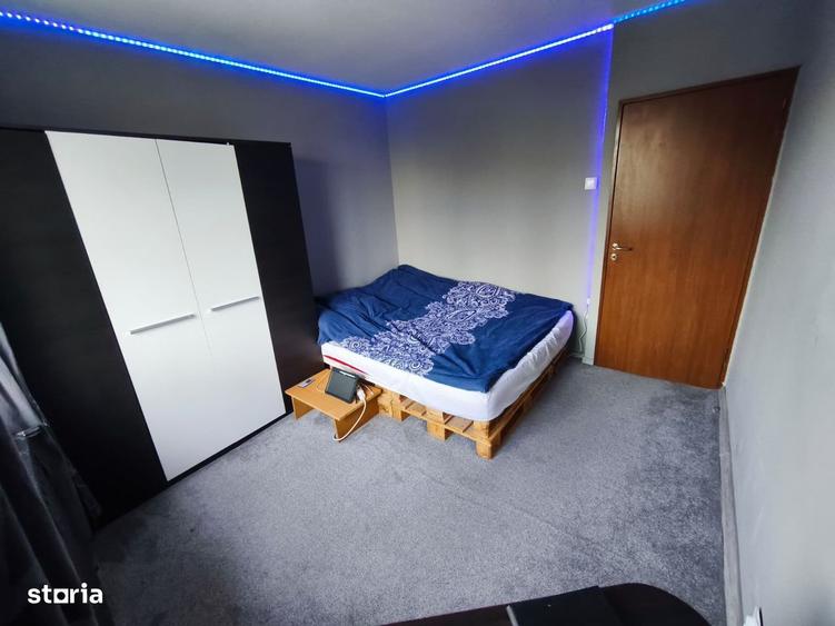 Apartament cu 3 camere decomandat în Colentina