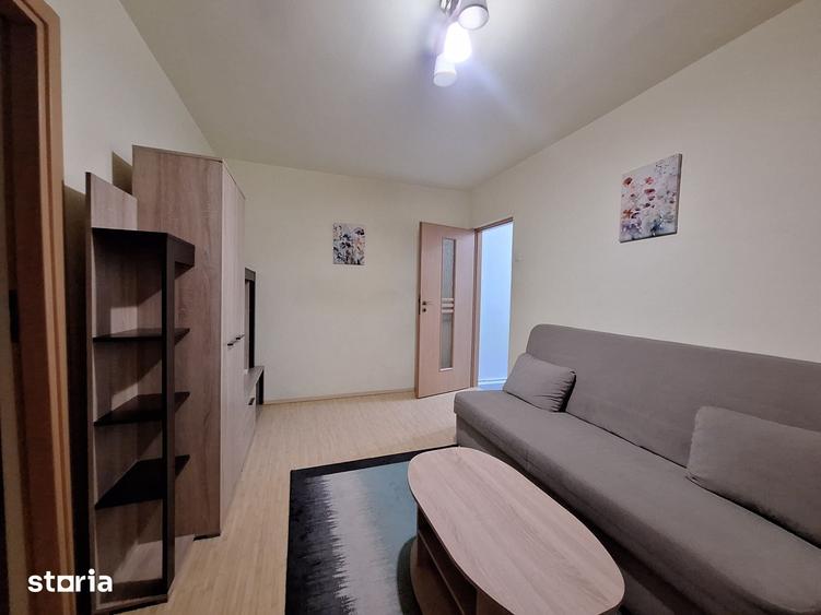 Apartament cu 2 camere nedecomandat în Girocului