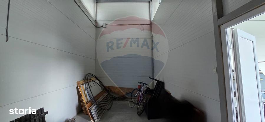 Spațiu comercial, de 100 mp, în Socodor