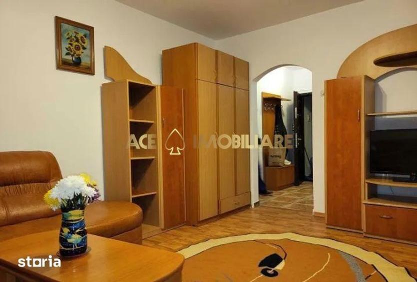 Apartament cu 3 camere, mobilat în Berceni