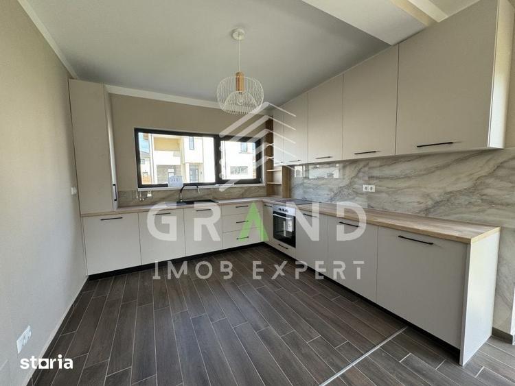 Casă cu 4 camere cu Teren 580 Mp în Apahida