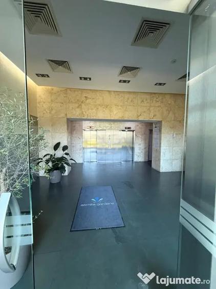 Apartament cu 2 camere decomandat în Văcăresti