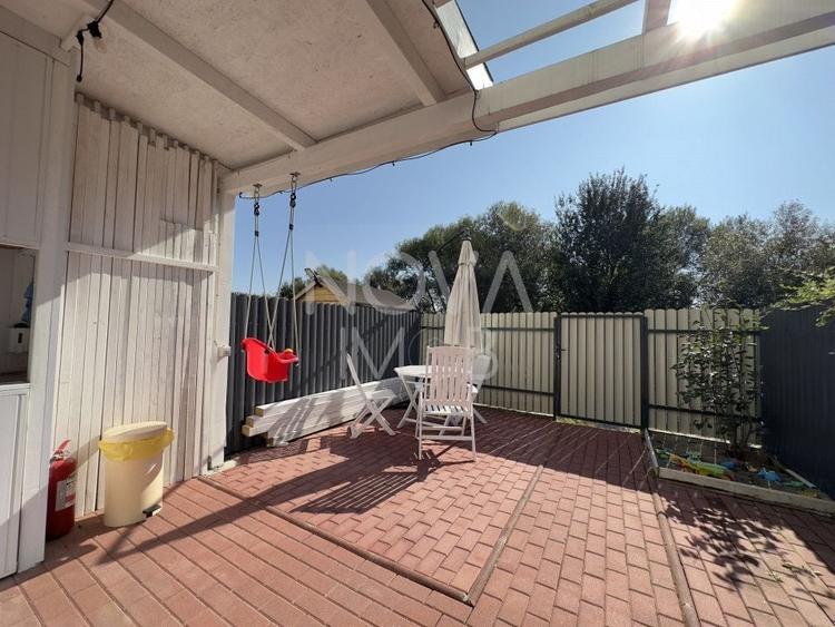 Apartament cu 3 camere semidecomandat, mobilat în Turnișor