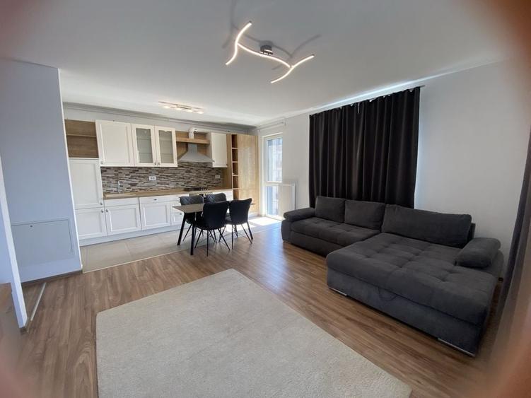 Apartament cu 2 camere decomandat în Aradului