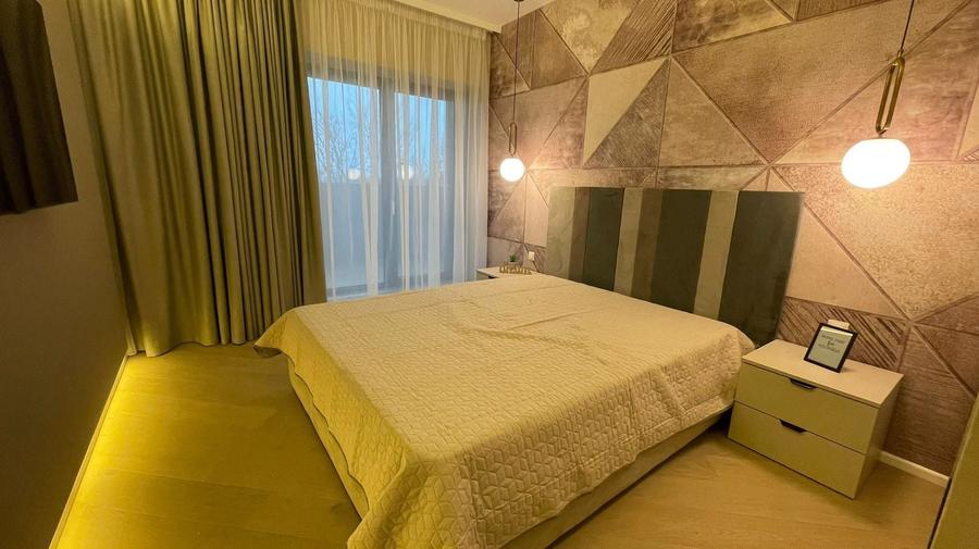Apartament cu 3 camere decomandat, mobilat în Cotroceni