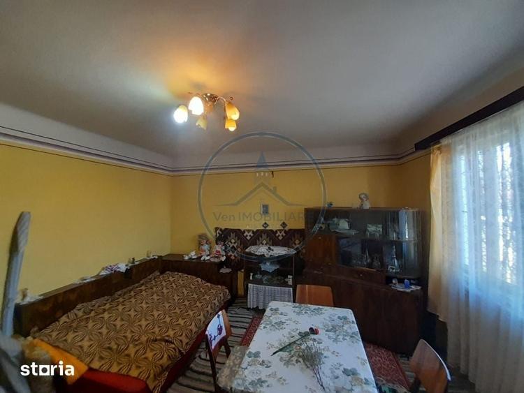 Casă cu 5 camere cu Teren 2400 Mp în Budacu de Jos
