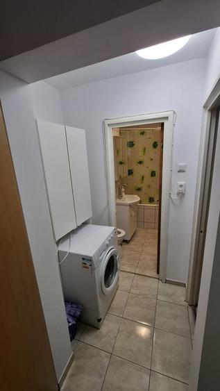 Apartament cu 2 camere semidecomandat, mobilat în Teiul Doamnei