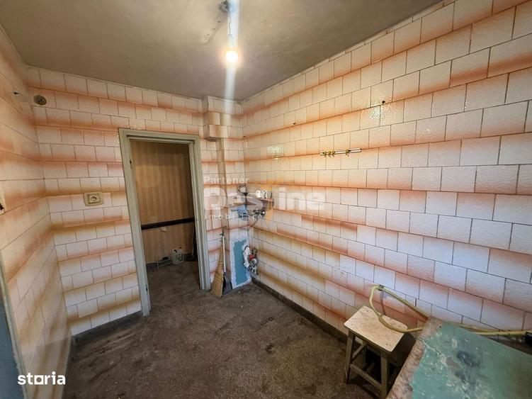 Apartament cu 3 camere în Ciupercenii Noi