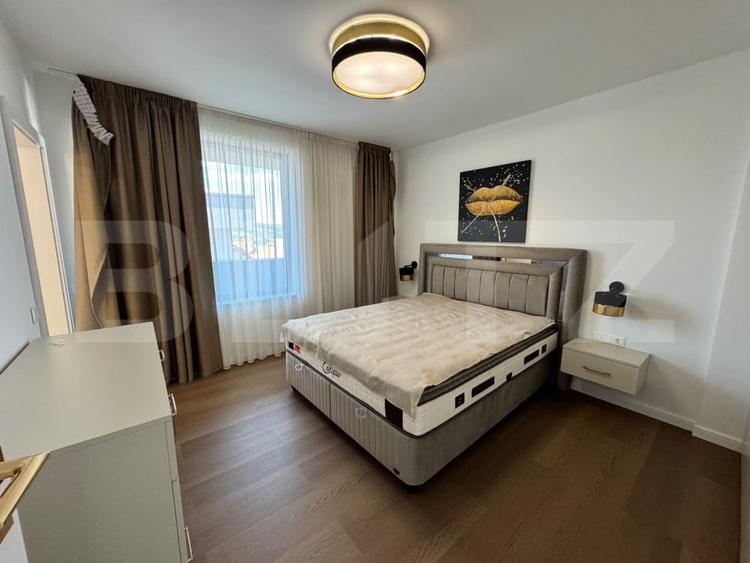 Apartament cu 3 camere decomandat, mobilat în Central