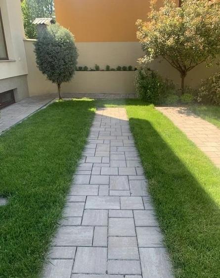 Casă individuală cu 4 camere cu Teren 176 Mp în Sărari