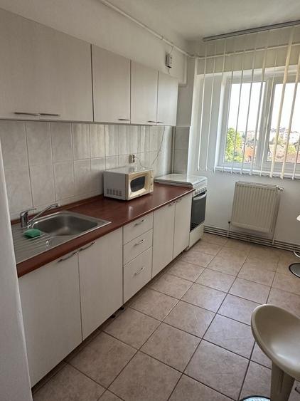 Apartament cu 2 camere decomandat în Exterior Vest