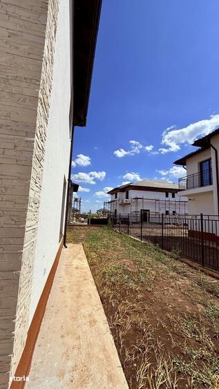 Casă cu 4 camere în Ulmi