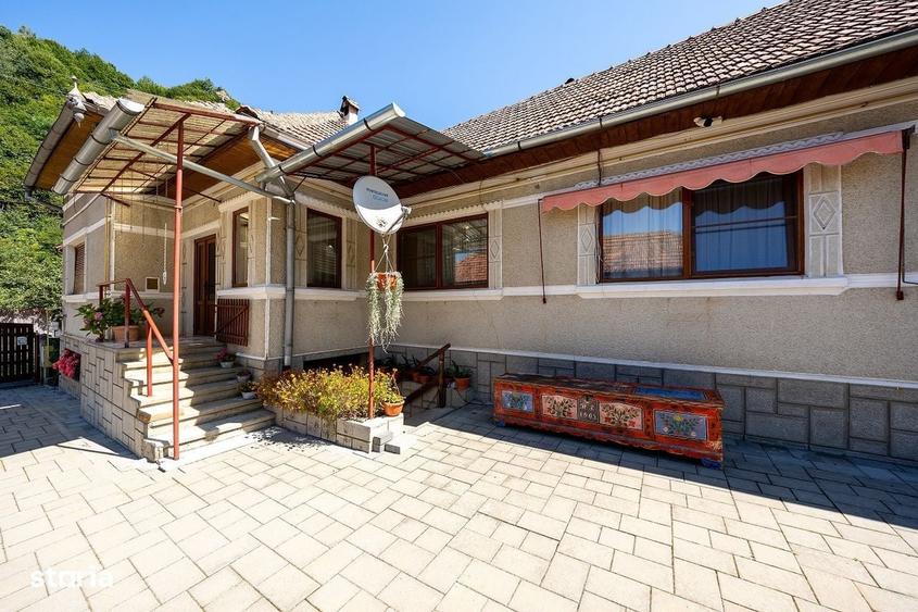 Casa la munte,gata de mutat,Poiana Marului Brasov-Teren minim 1.000 mp - 4