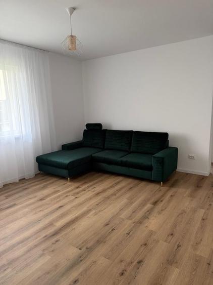 Apartament cu 2 camere decomandat în Florești