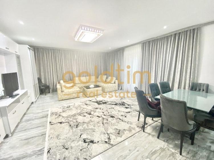 Penthouse cu 4 camere decomandat, mobilat în Pipera