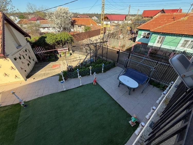 Casă cu 16 camere cu Teren 800 Mp în Central