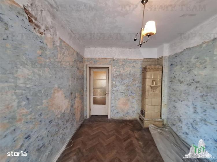 Casă cu 4 camere cu Teren 177 Mp în Central