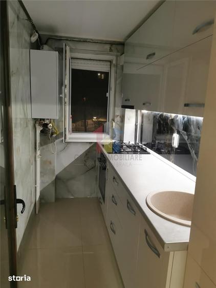 Apartament cu 2 camere în Viziru 3