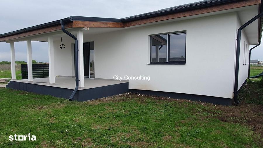 Casă cu 3 camere cu Teren 365 Mp în Crevedia