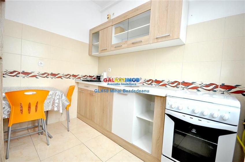 Apartament cu 2 camere decomandat, mobilat în Central
