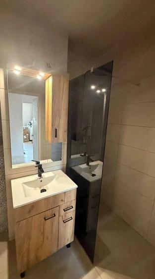 Apartament cu 2 camere decomandat în Olimpia-Stadion