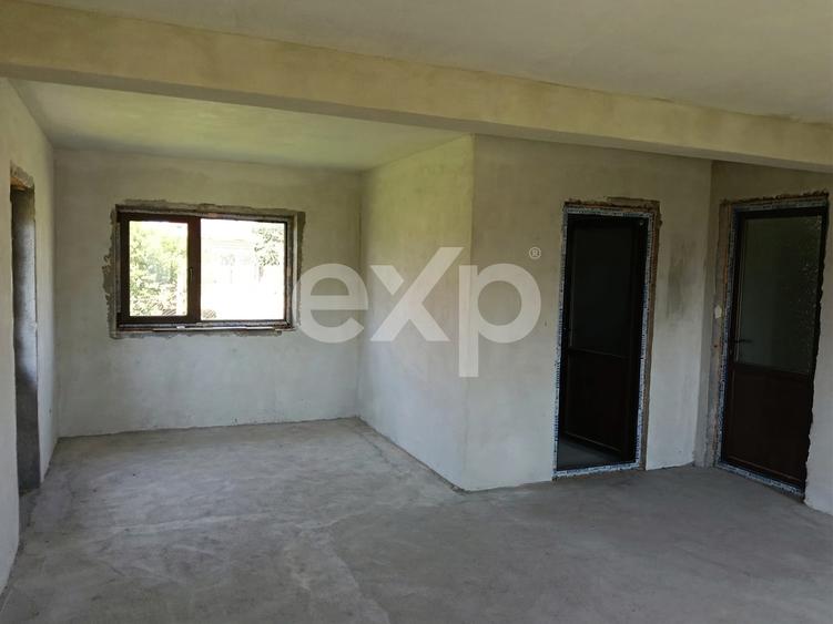 Casă individuală cu 3 camere cu Teren 667 Mp în Lunca Corbului