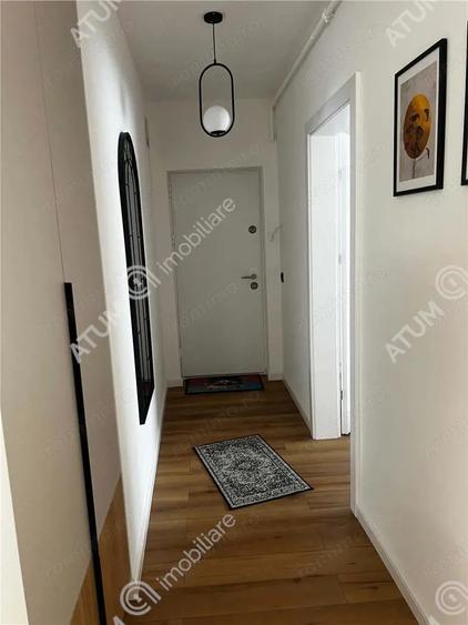 Apartament cu 3 camere decomandat, mobilat în Vest