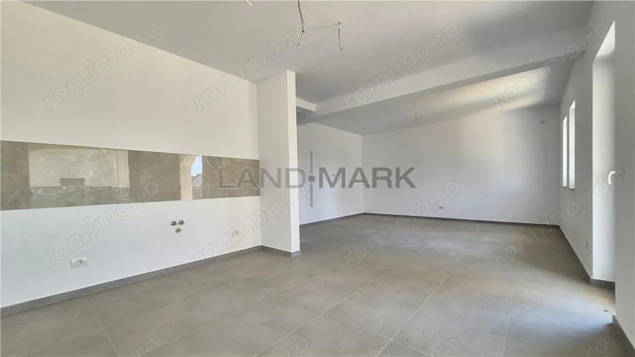 Casă cu 4 camere cu Teren 422 Mp în Central