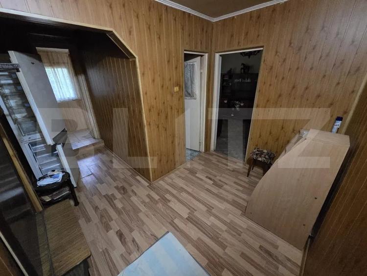 Apartament cu 2 camere, nedecomandat, zona Micro 19 - 1