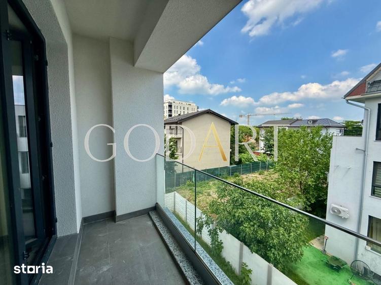 Apartament cu 3 camere în Băneasa