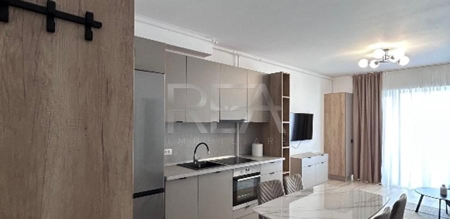 Apartament cu 2 camere decomandat, mobilat în Uverturii