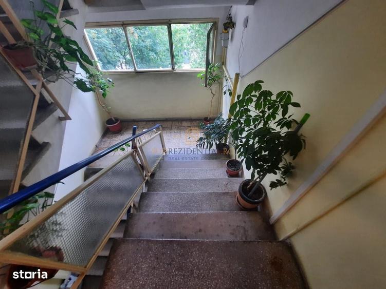 Apartament cu 2 camere decomandat în Drumul Găzarului