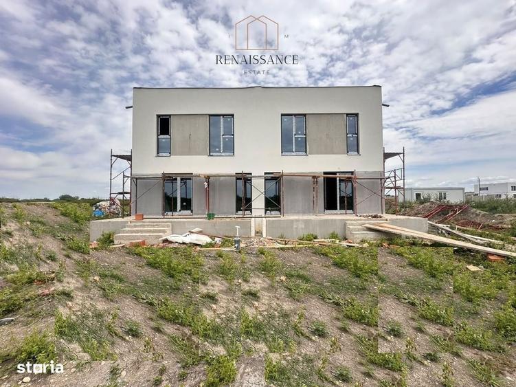 Casă cu 4 camere în Mehala