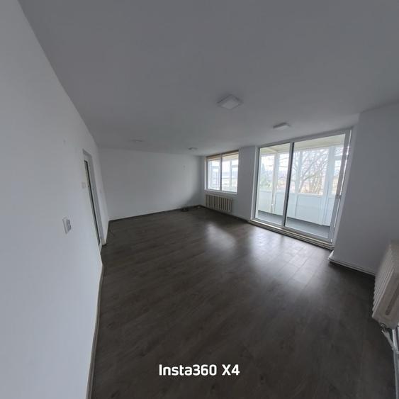 Spațiu comercial, de 32 mp, în Independenței