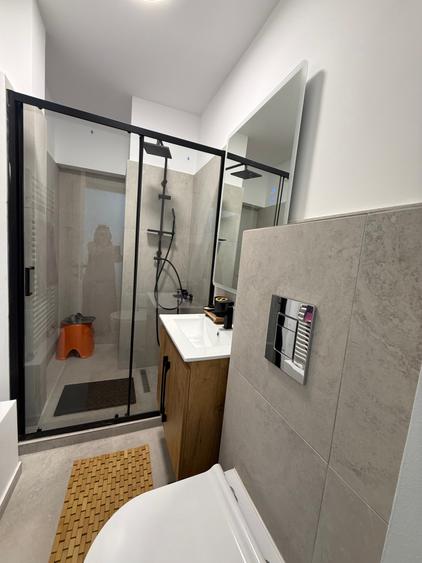 Închiriere apartament 4 camere  - ideal birou-firma– Bloc Horoscop, Piața Unirii - 14