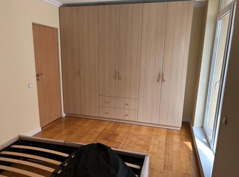 Apartament cu 2 camere semidecomandat, mobilat în Borhanci